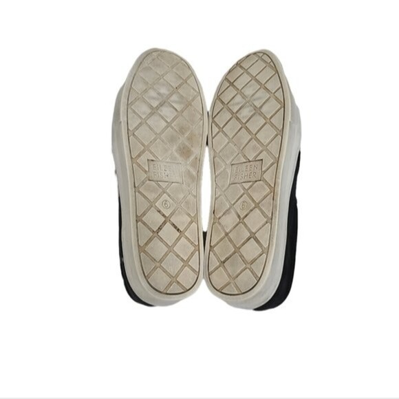 Eileen Fisher Black Low Top Slip On Black & White Shoes 6 - Picture 7 of 7
